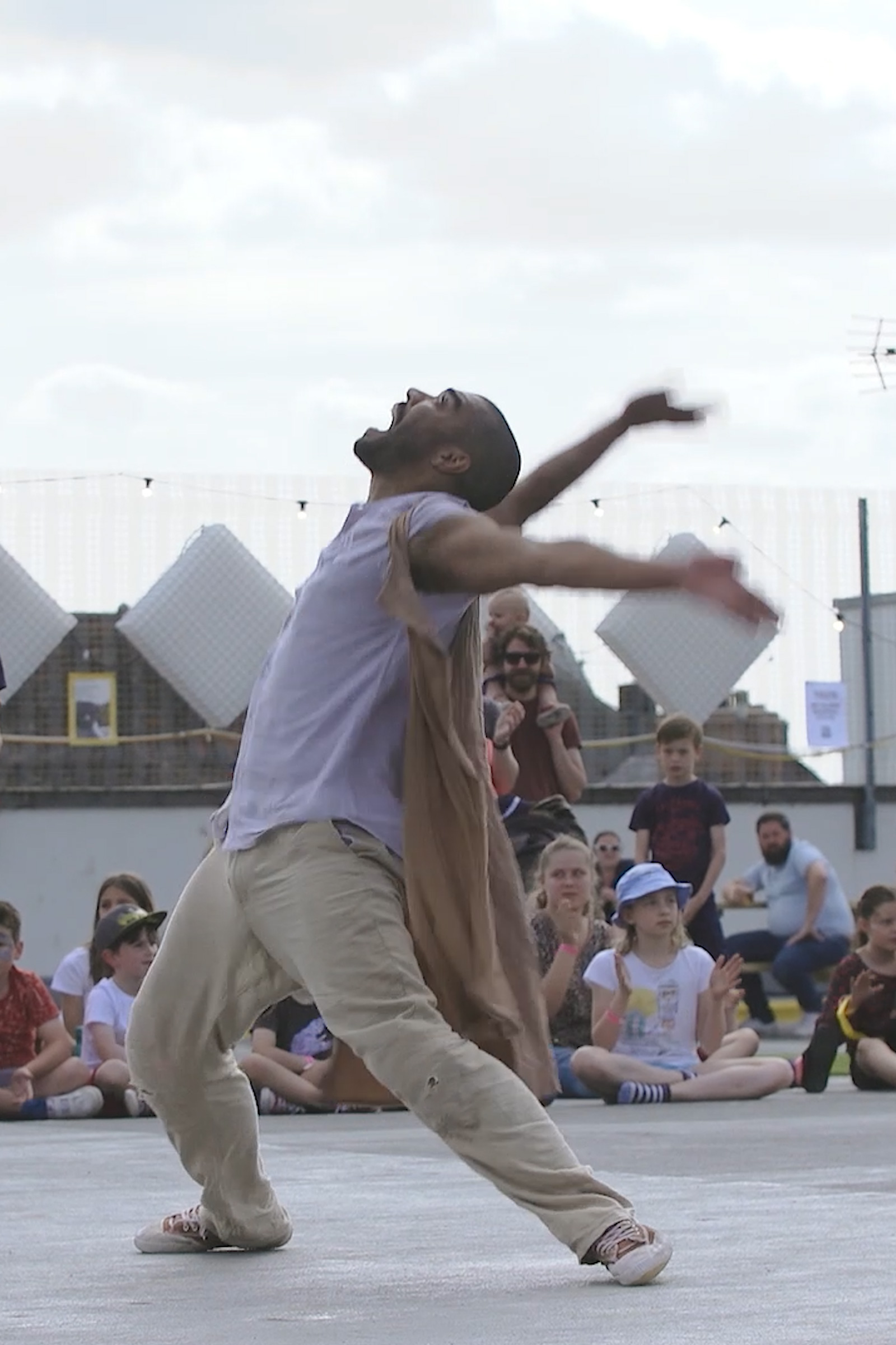 2FacedDance Company